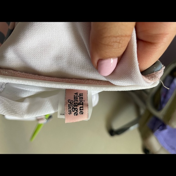 Unique Vintage Striped One Piece bathing suit - Picture 4 of 4